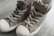 Converse girls shoe