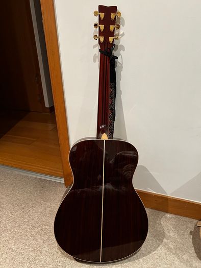 Yamaha LS-TA TransAcoustic Guitar - Excellent Condition