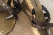 Brown wedges