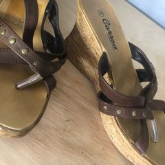 Brown wedges