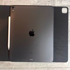 Apple iPad Pro 3rd Gen A1876 12.9in 256GB i Black/Space Gray + Apple Pen