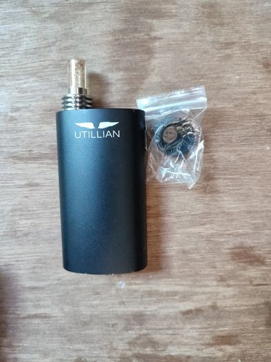 Utillian reusable vape
