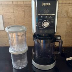 Ninja Creami Deluxe in box, like new barely used