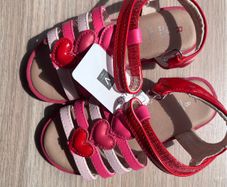 girls sandals
