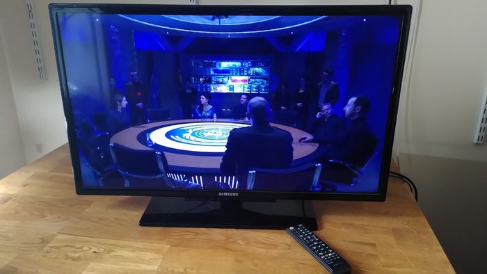 Samsung 32" 720p TV