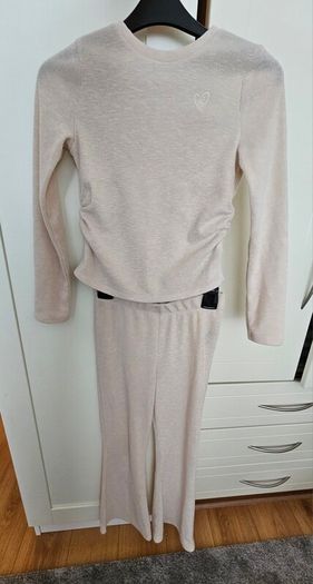 River Island Girls 2 piece beige set - 11-12yrs