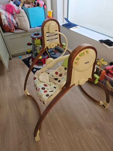 Fisher Price Baby Studio Swing