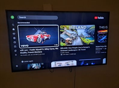 65 inch LG smart tv