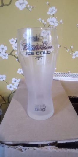 pint glasses
