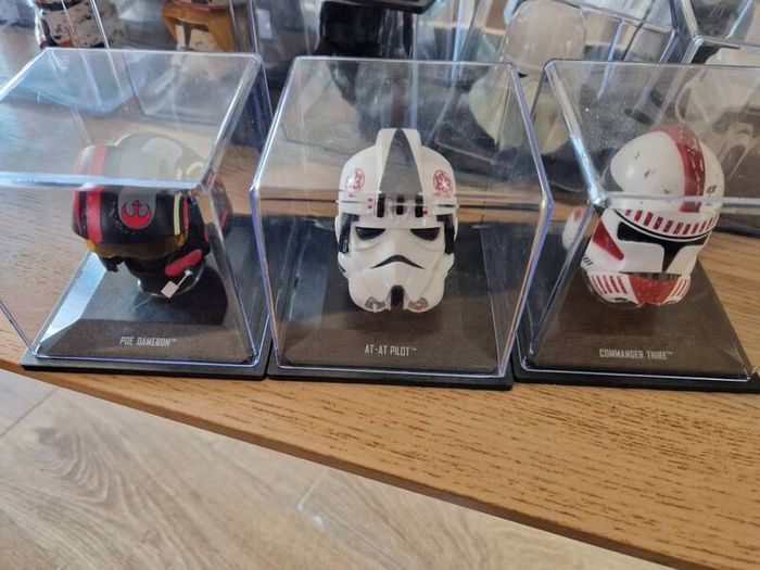 43 Star Wars DeAgostini Helmet collection