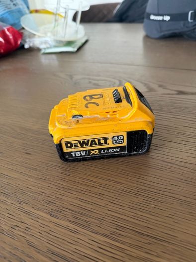 Dewalt 4Amp Battery