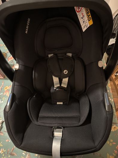 Maxi cosi cabriofix isize with isofix
