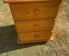 pine 3-Drawer bedside locker