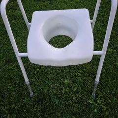 Free Toilet seat aid