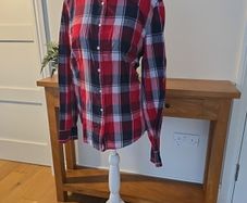 Tommy Hilfiger ladies shirt medium