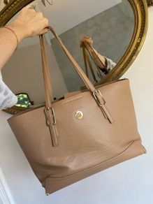 Tommy Hilfiger beige light brown camel coloured laptop bag