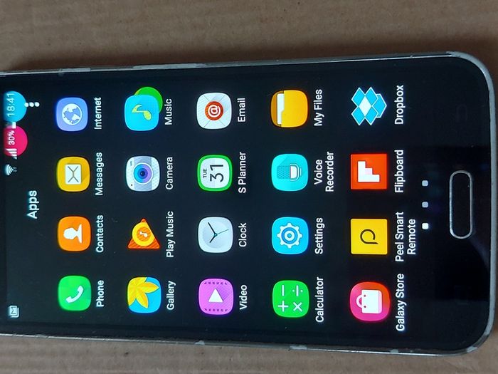 Samsung Galaxy S5, 16GB HDD, 4GB Ram,  3 network possibly, excellent cosmetic condition and working fine