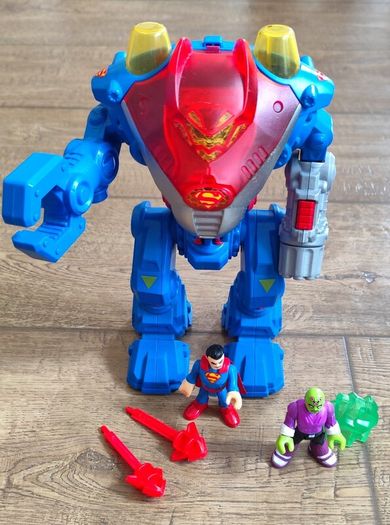 IMAGINEXT Batman Robo Batcave PlaySet with Batman Robot and  Superman Robot