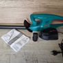 Bosch EasyHedgeCut 12V 350mm Cordless Hedgecutter inc 1x 2.5Ah and Charger Image 2