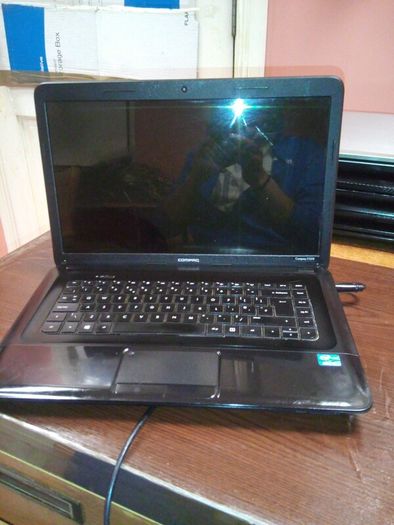 laptop 8 job lot for parts or fix
