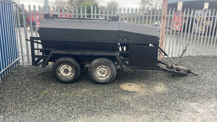 Asphalt or mastic boiler