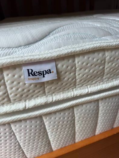 Almost brand new mattrass,  no stains, premium quality.