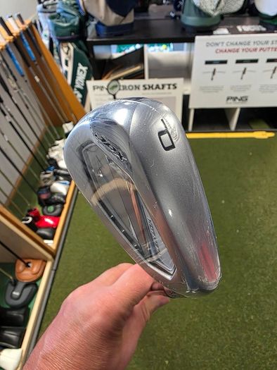Brand New Mizuno Jpx925 Hot Metal Irons