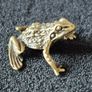 3 brass frogs,. Solid brass. Image 3