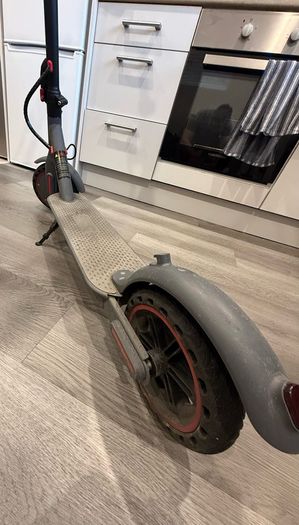 Keemigo Electric Scooter 350W - For Parts / Repair