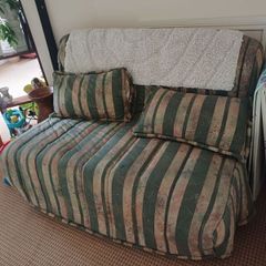 sofa bed / futon