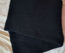 Black Ladies Circular Scarf