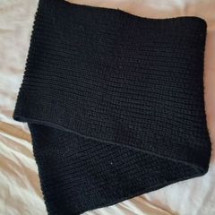 Black Ladies Circular Scarf