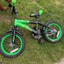 kids bike like new size 14 Image 2