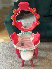 Barbie Dressing Table