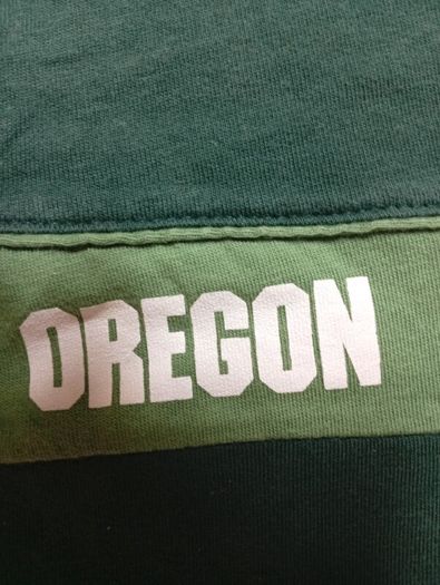 Vintage Nike Oregon T-shirt (( Perfect Condition Adult M))