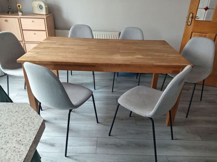 Dining table and 6 chairs