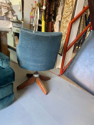 Antique swivel office desk chair