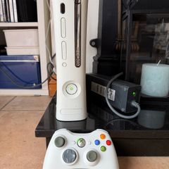 xbox 360 with controller