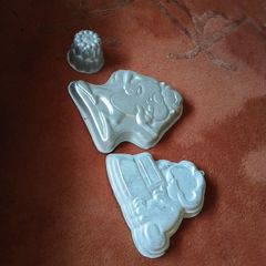 Jelly moulds