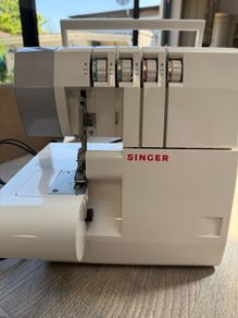 Singer Sewing Overlock Machine