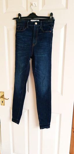 Super High Waist Dark Denim Jeans - Size 6