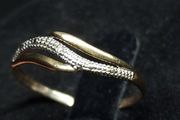 Vintage 9ct Gold Delicate Crossover Ring
