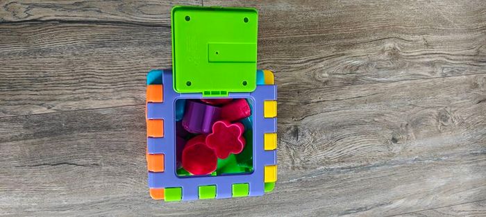 Shape cube