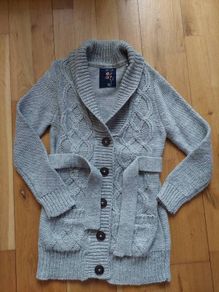 Girl's cardigan