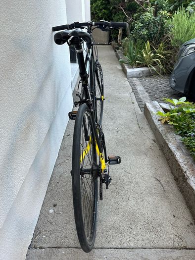 Lapierre Shaper 300 road bike