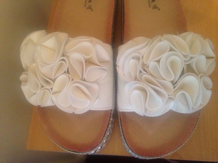 Ladies Flip Flops