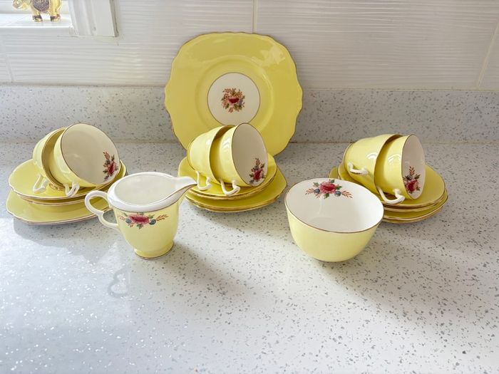 Balfour Bone China 21 Tea Set Royal Crown Pottery