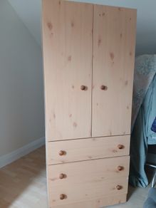 wardrobe