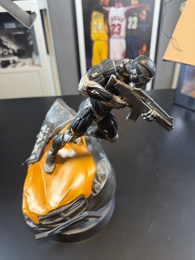 Crysis 2 Nano Edition Collector's Edition XBox 360 Complete