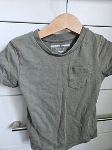 Next khaki tshirt 18-24 months